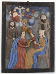 Zdjęcie przedstawia Św. Annę  Samotrzeć (scena główna) oraz Trójcę Świętą (górna część) – płaskorzeźba w drewnie polichromowana