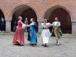 Court music and dances began in the Lidzbark castle.